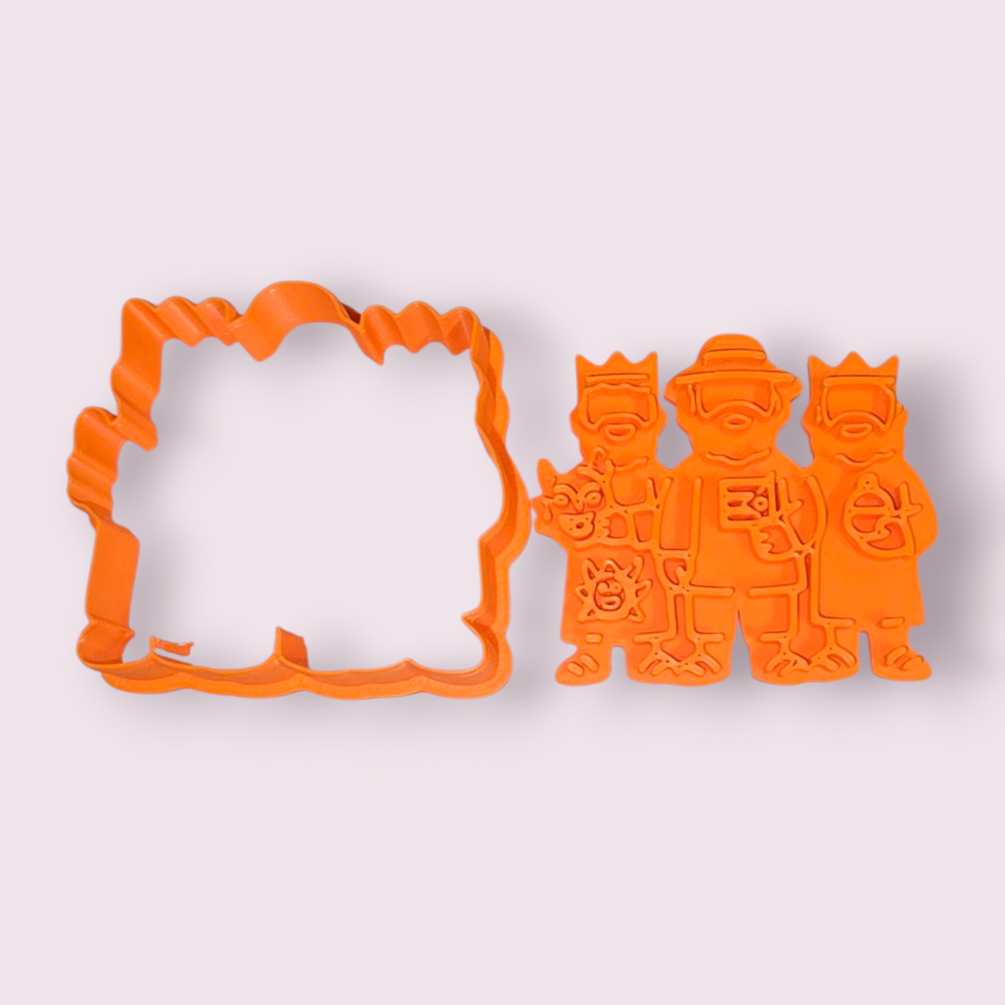 REYES MAGOS #4 VEJIGANTE, BANDERA DE PUERTO RICO Y MARACA