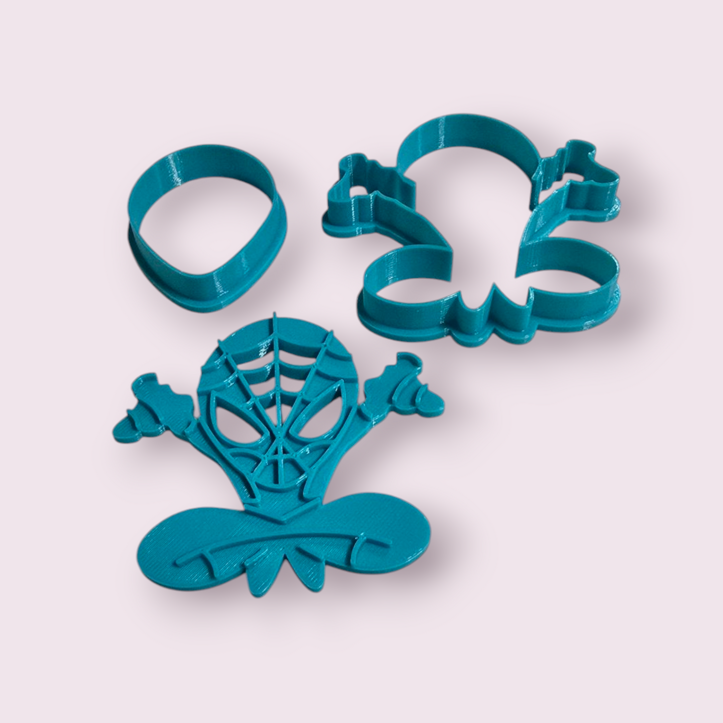 SPIDERMAN BRINCANDO 3"