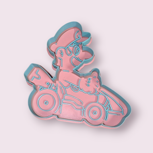 MARIO CAR #1 LUIGI 3"