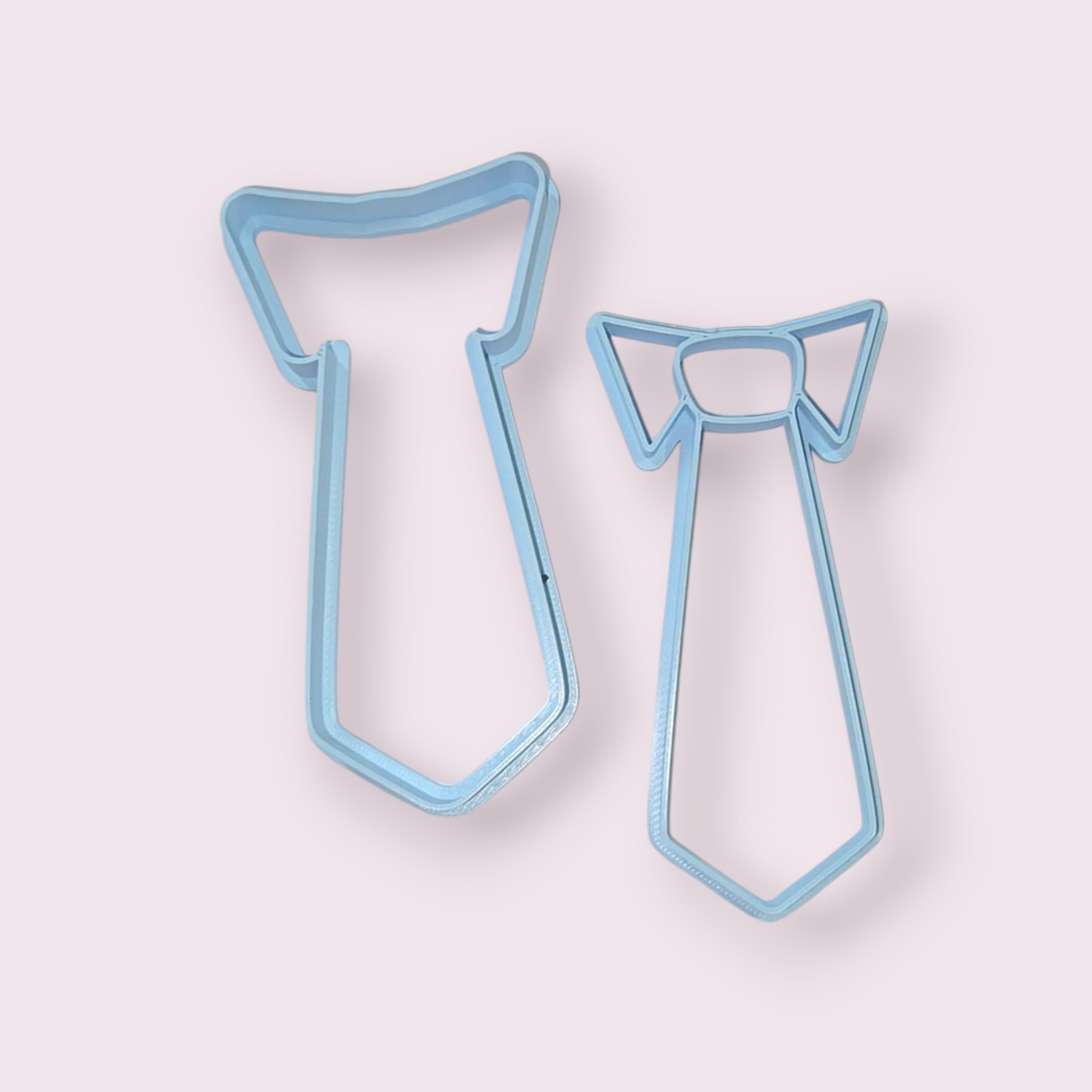 Cortador (molde) Corbata con cuello 4"