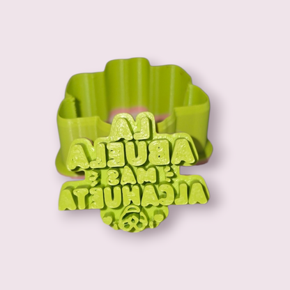 FRASES DE MADRE #11 LA ABUELA MAS ALCAHUETA