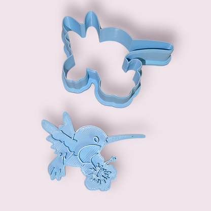 PICAFLOR ZUMBADOR CON AMAPOLA #2