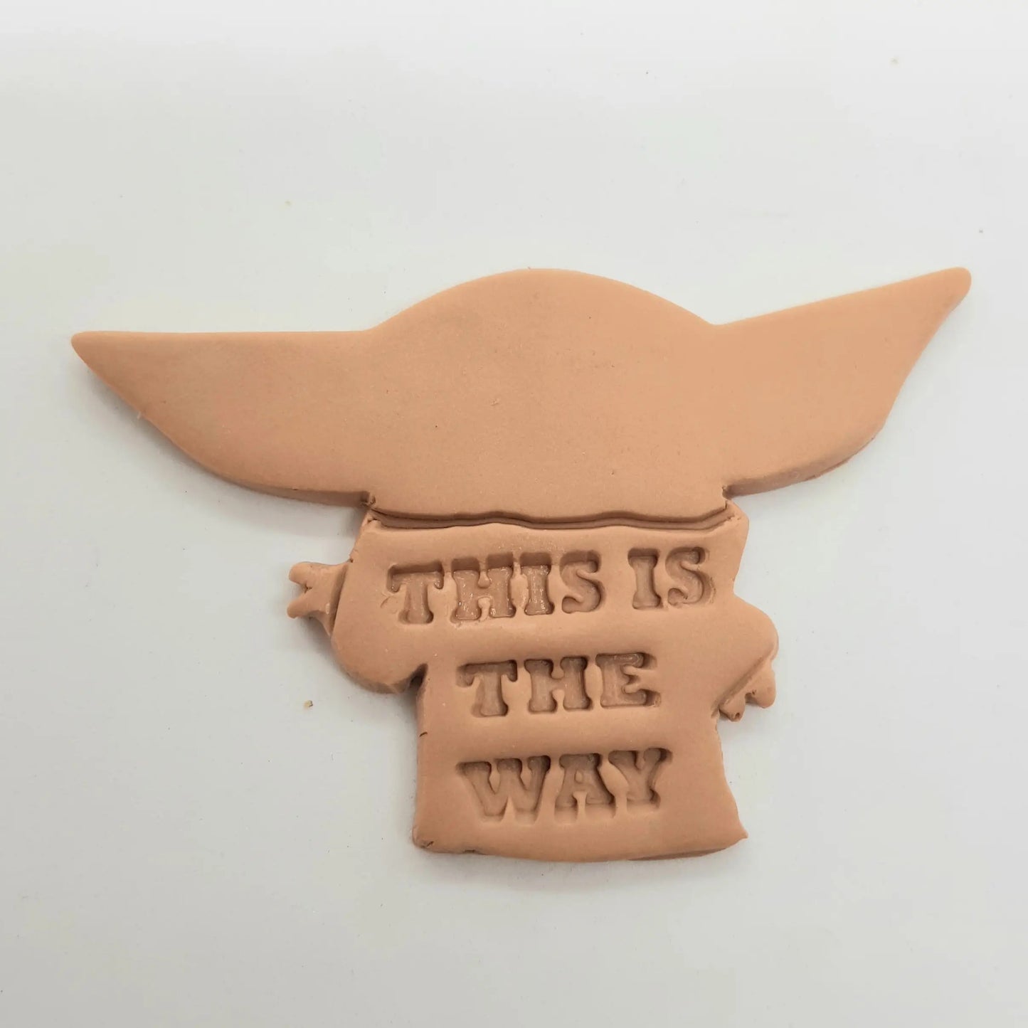 SILUETA Y PONCHE DE BABY GROGU / BABY YODA "THIS IS DE WAY" 2"x 3"